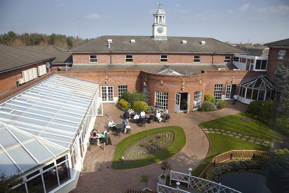 Village Chester St David's 4* Ewloe