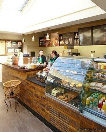 Village Chester St David's Hotel Ewloe