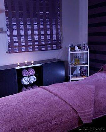Village Chester St David's 4*