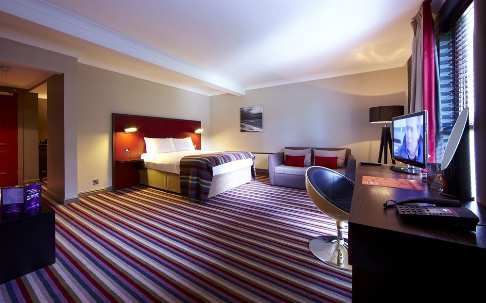 Hotel Village Chester St David's 4*