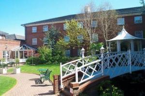 Village Chester St David's Hotel Ewloe