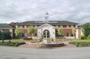 Village Chester St David's Hotel Ewloe